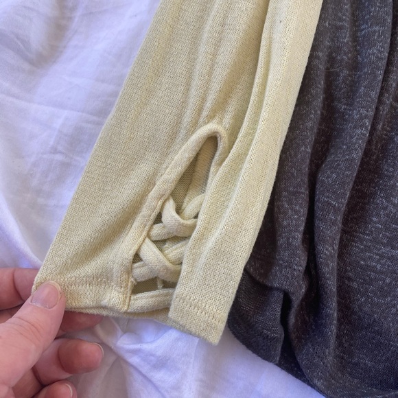 Color Block Tee - Picture 2 of 4